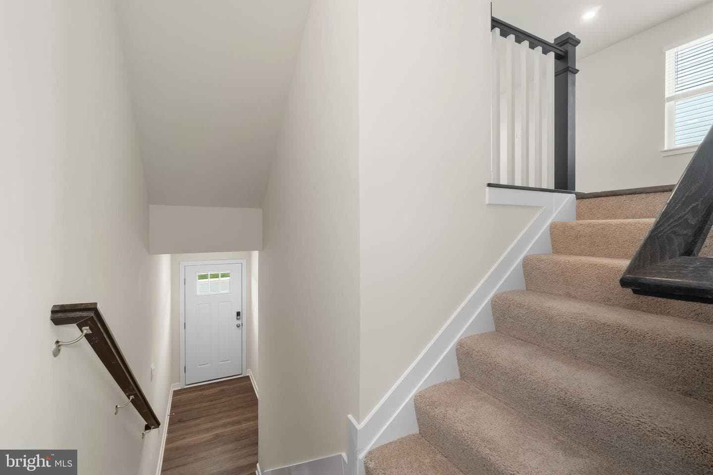 212 Soft Rush Lane photo 9