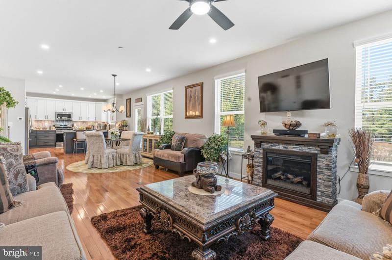 2109 Cedar Tree Lane photo 18