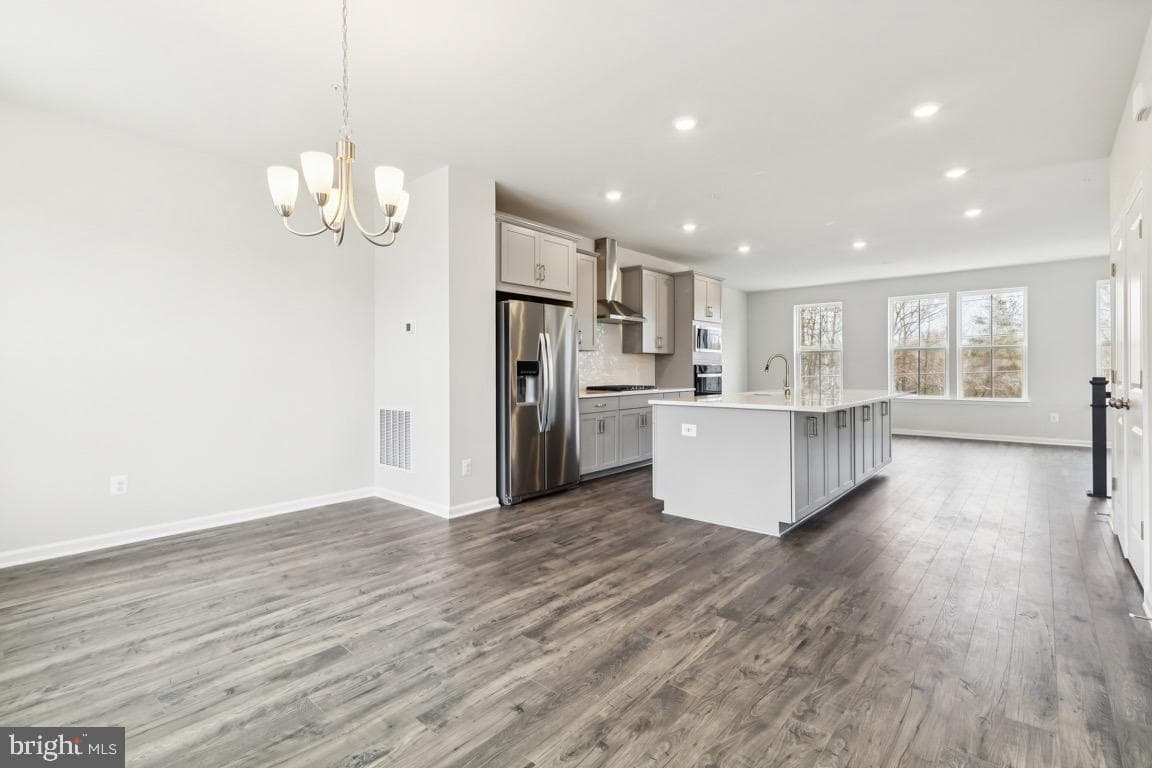 9706 Tweed Hope Place photo 4