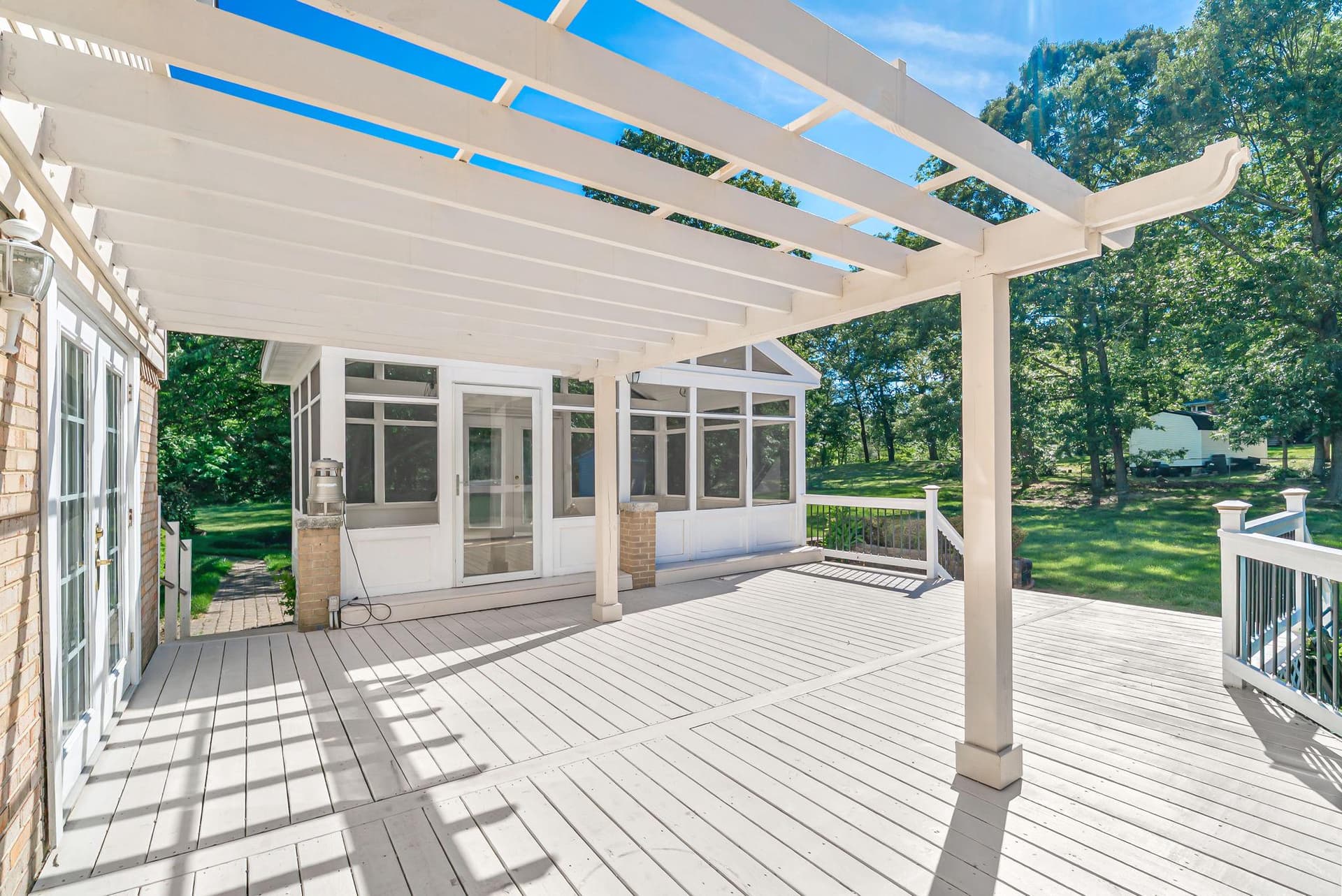 11063 Ellinger Drive photo 18