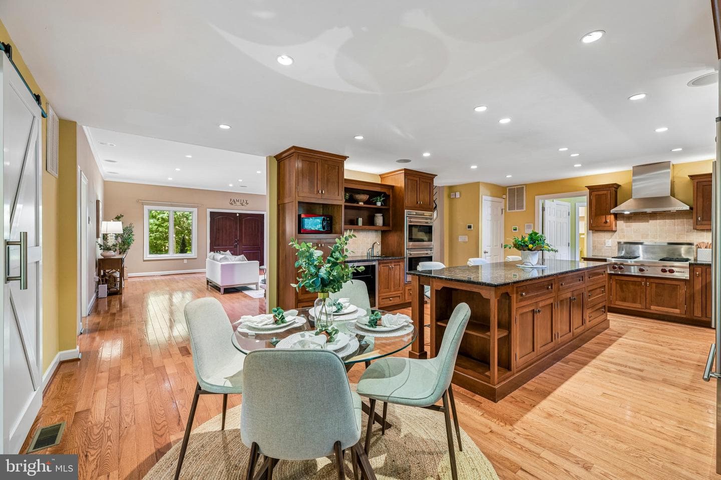 10060 Harmony Hill Lane photo 17
