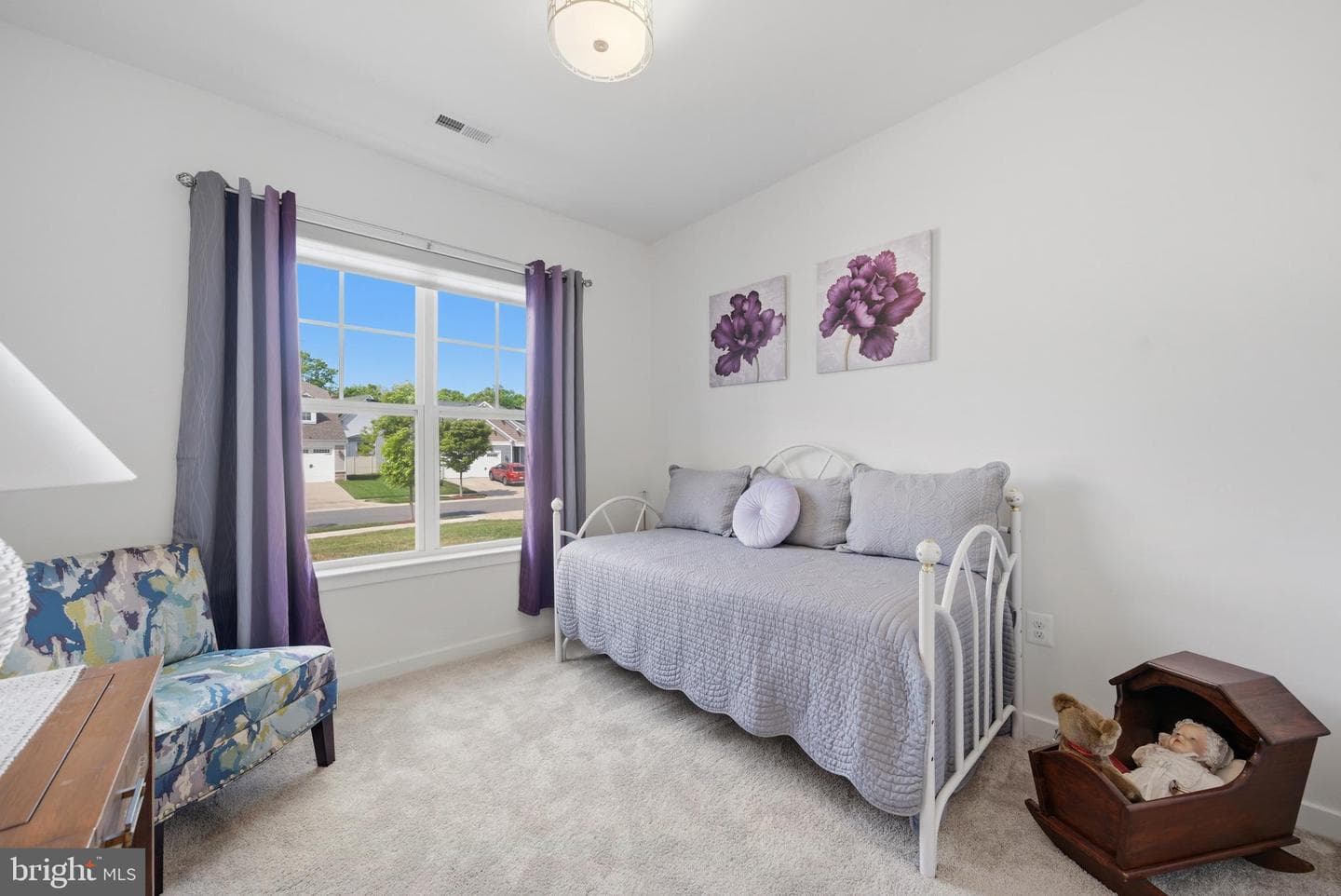 32 Camden Circle photo 13