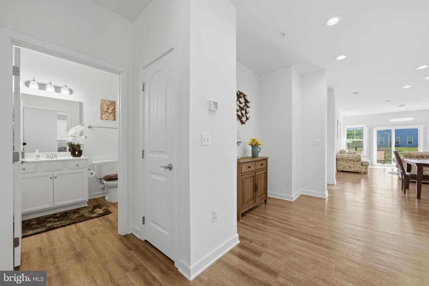 32 Camden Circle photo 16