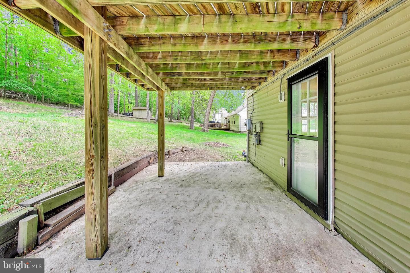 8709 Valley Drive photo 35