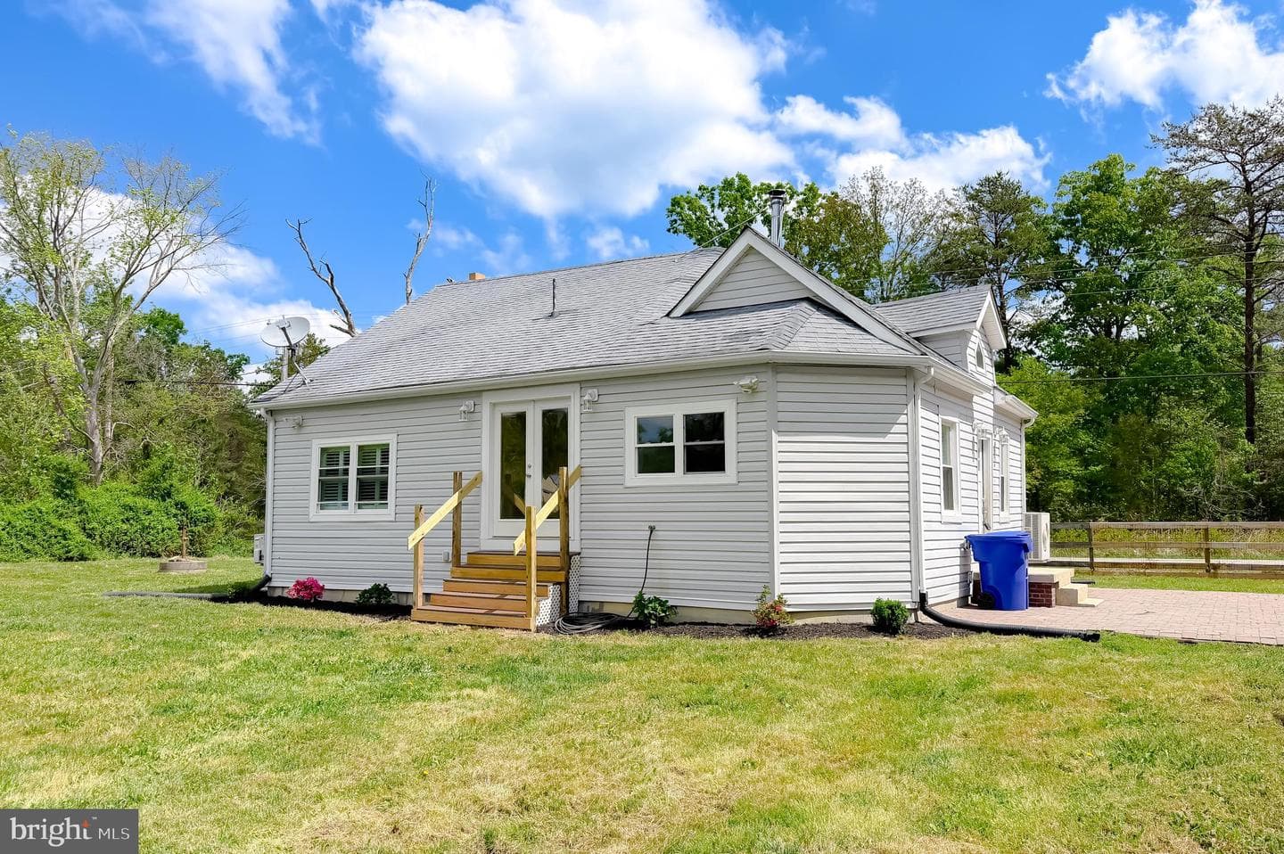 7779 Bumpy Oak Road photo 4