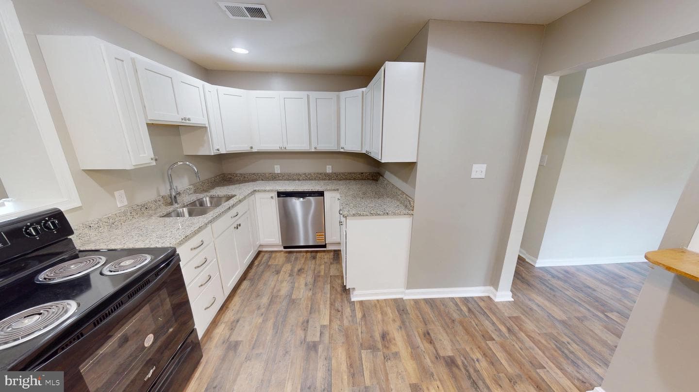 8545 Bowie Road photo 40