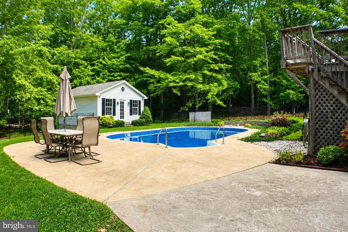 8809 Dove Drive photo 49