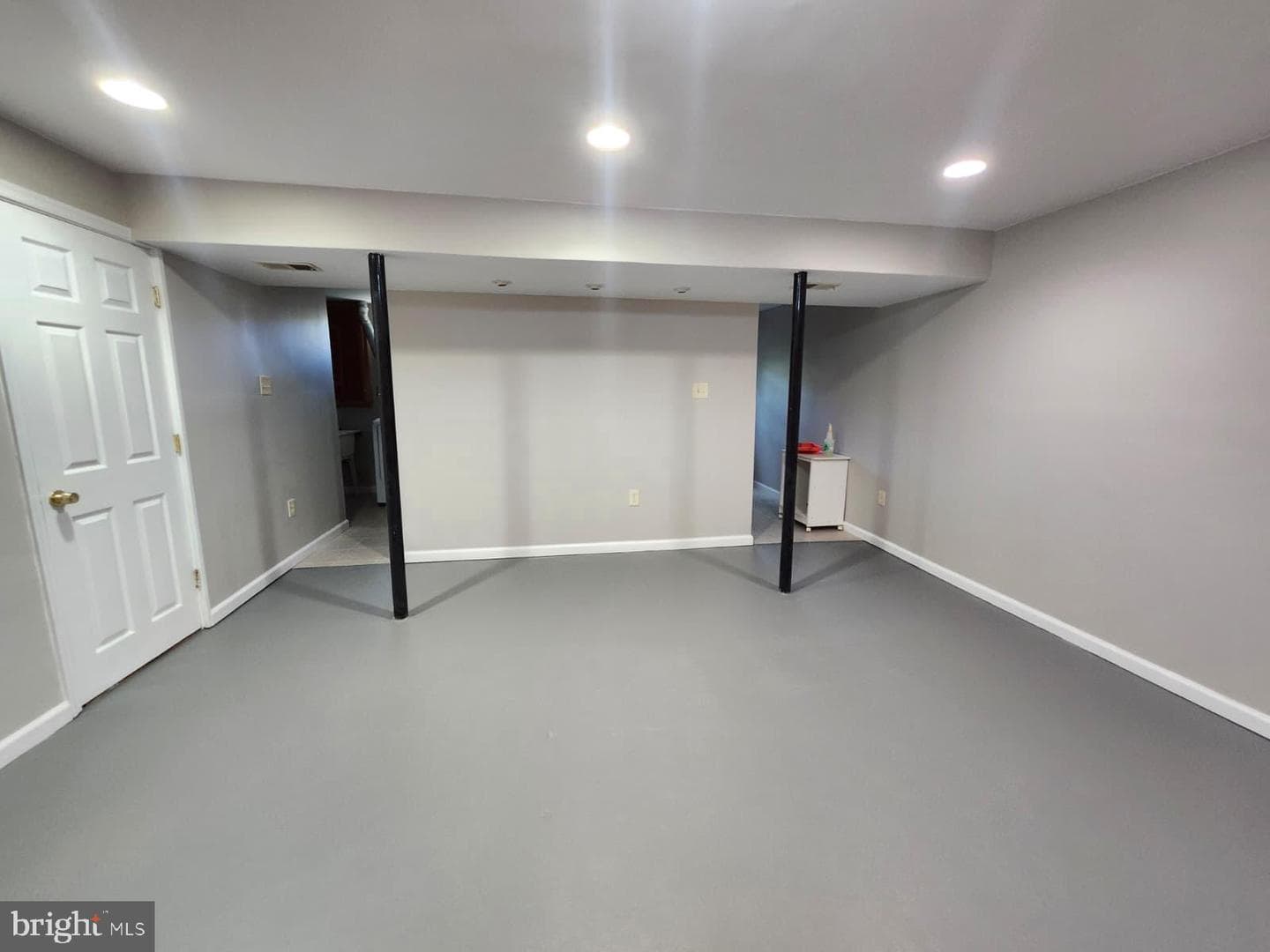 208 Westdale Drive photo 24