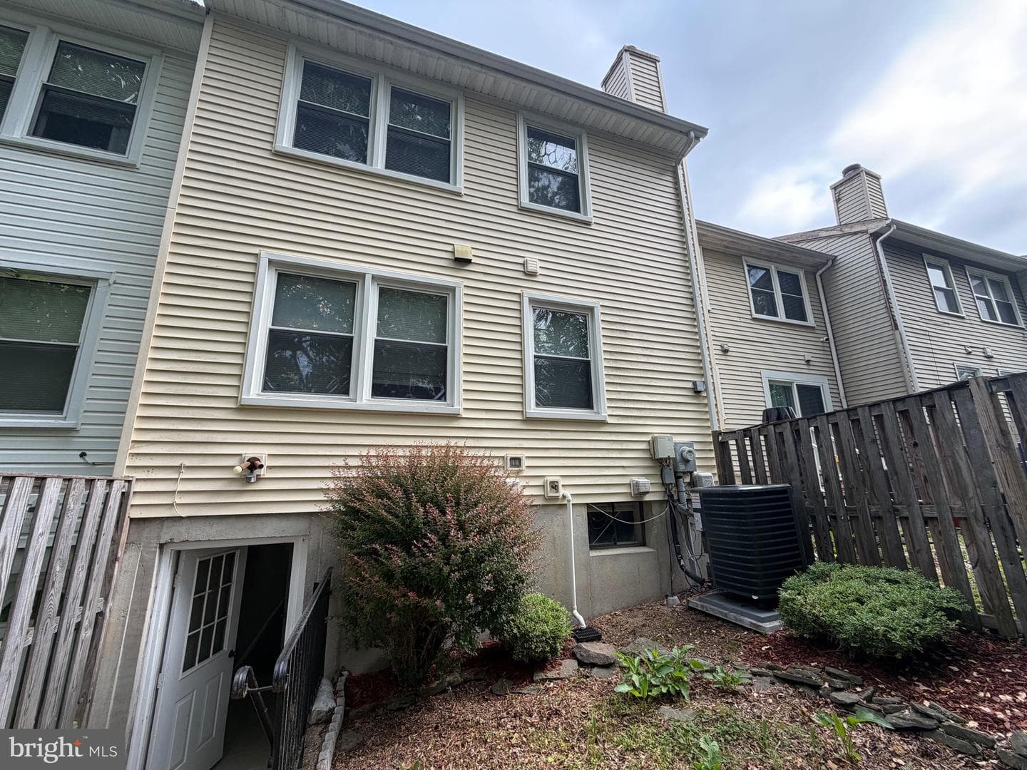 208 Westdale Drive photo 27