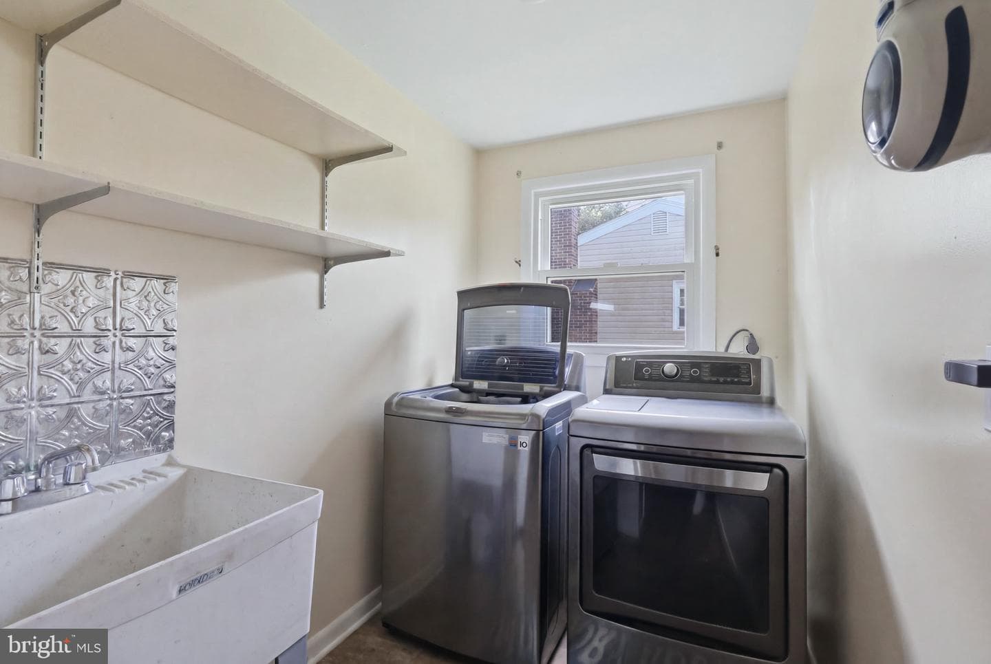 2523 Lisa Drive photo 15