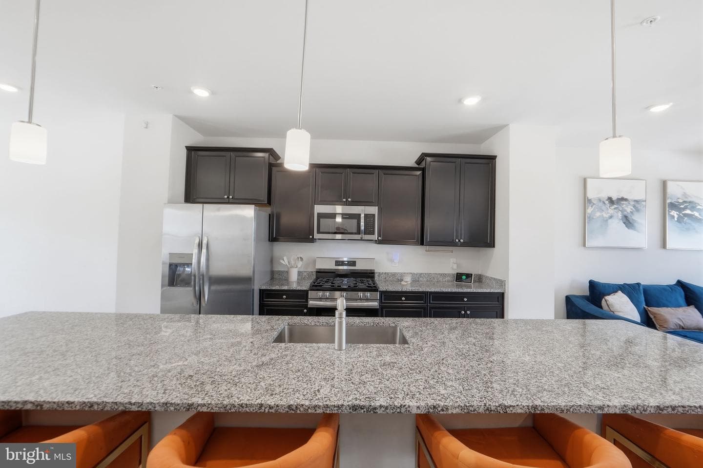 10915 Drummond Place photo 5