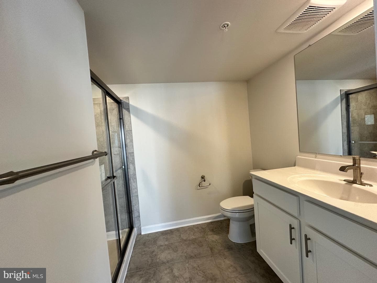 5607 Ludlow Place photo 28