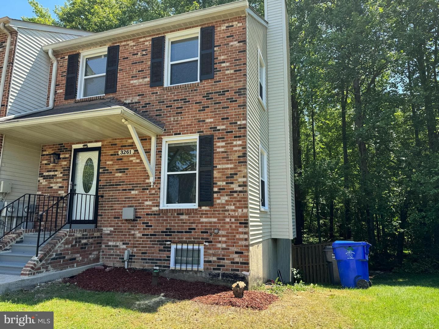 3261 Westdale Court photo 3