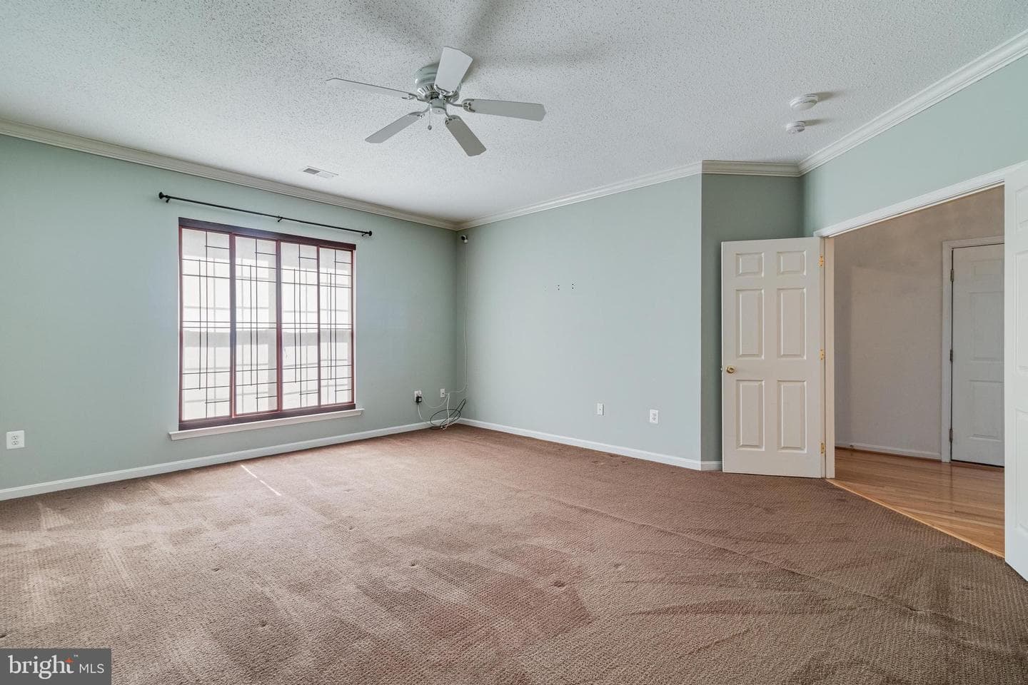 14850 King Charles Dr photo 28