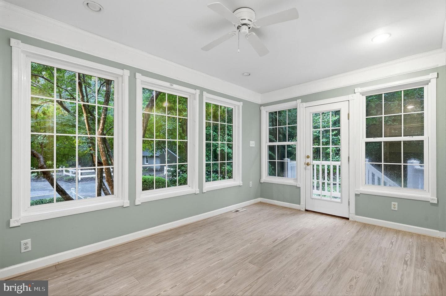 11910 Charles St photo 24