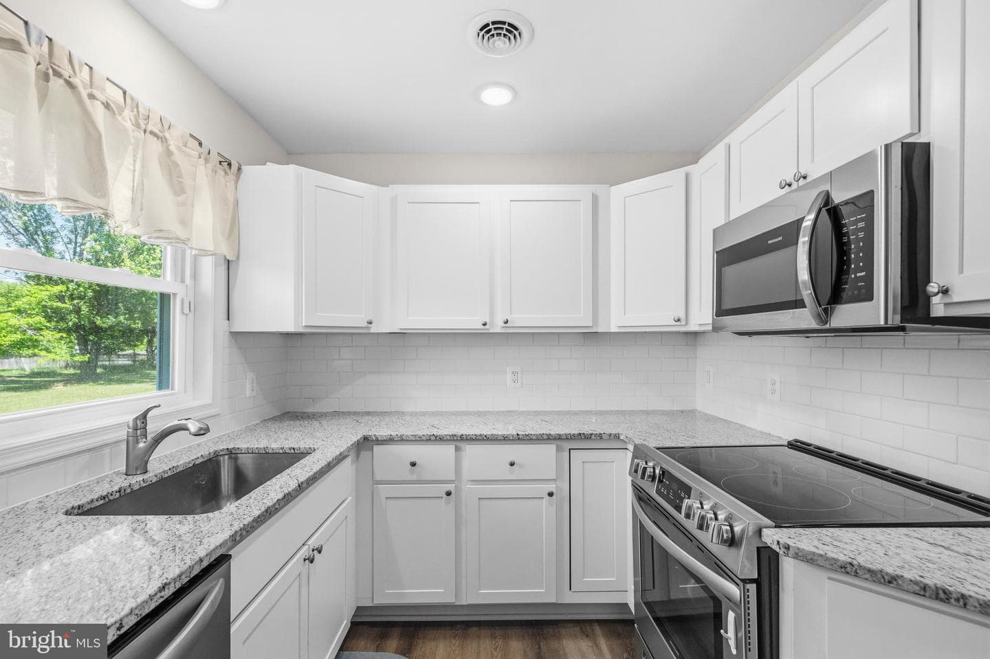 12712 Grosstown Road photo 5