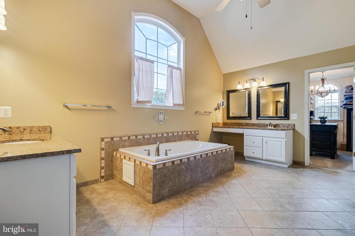 8800 Hill Spring Drive photo 52