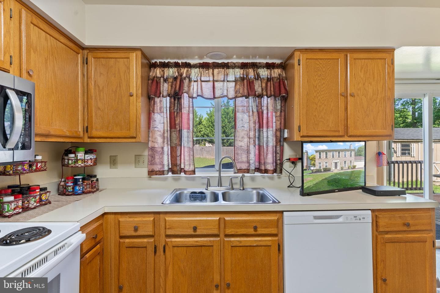 2929 Marsh Hawk Drive photo 9