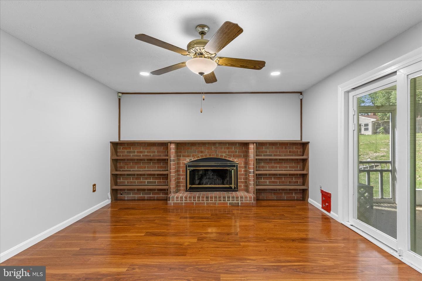 5516 Jeffrey Circle photo 19