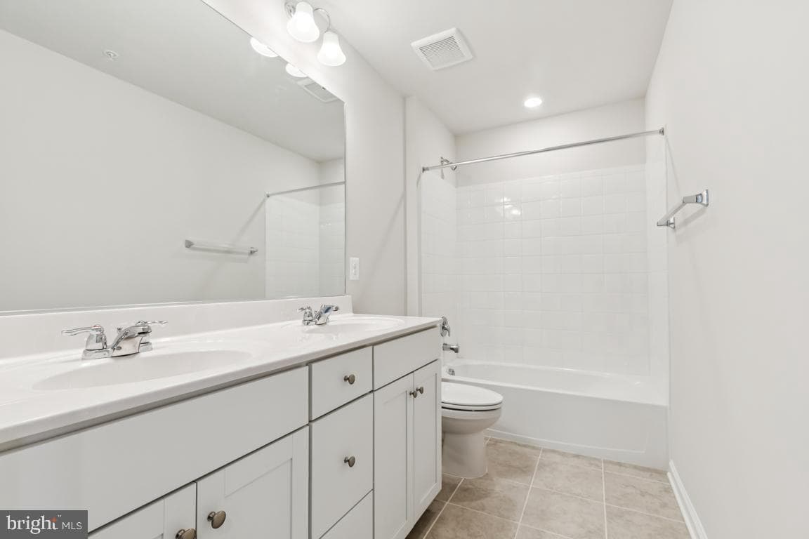 9743 Gaelic Pl Place photo 39