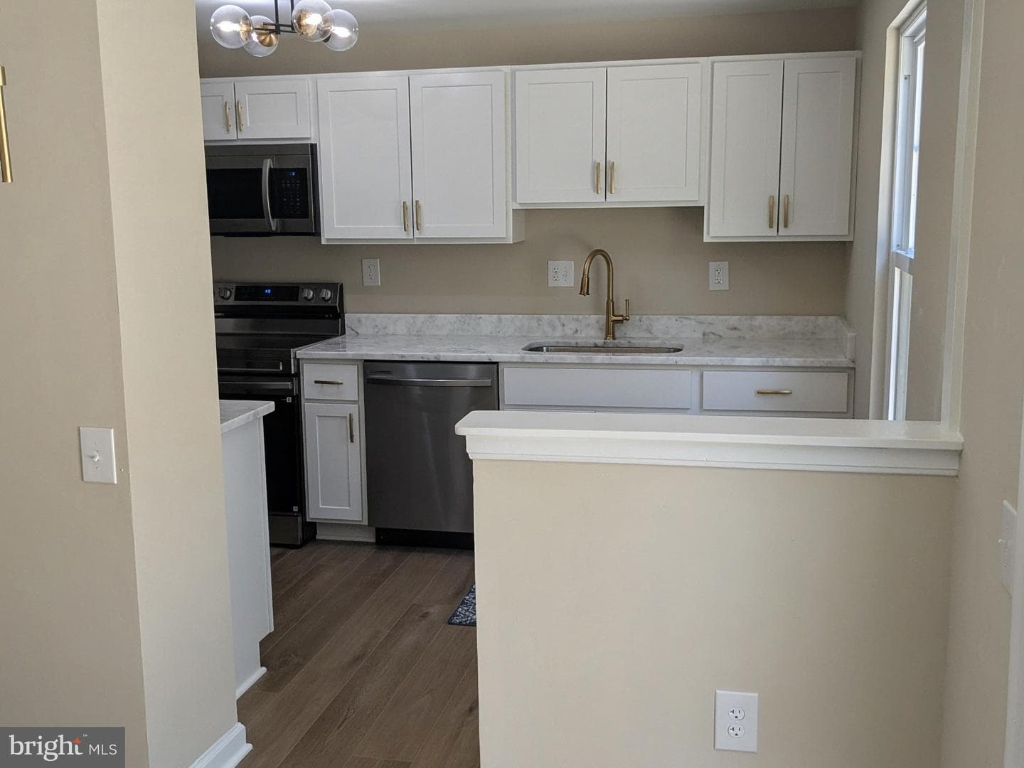 3109 Knolewater Court photo 6