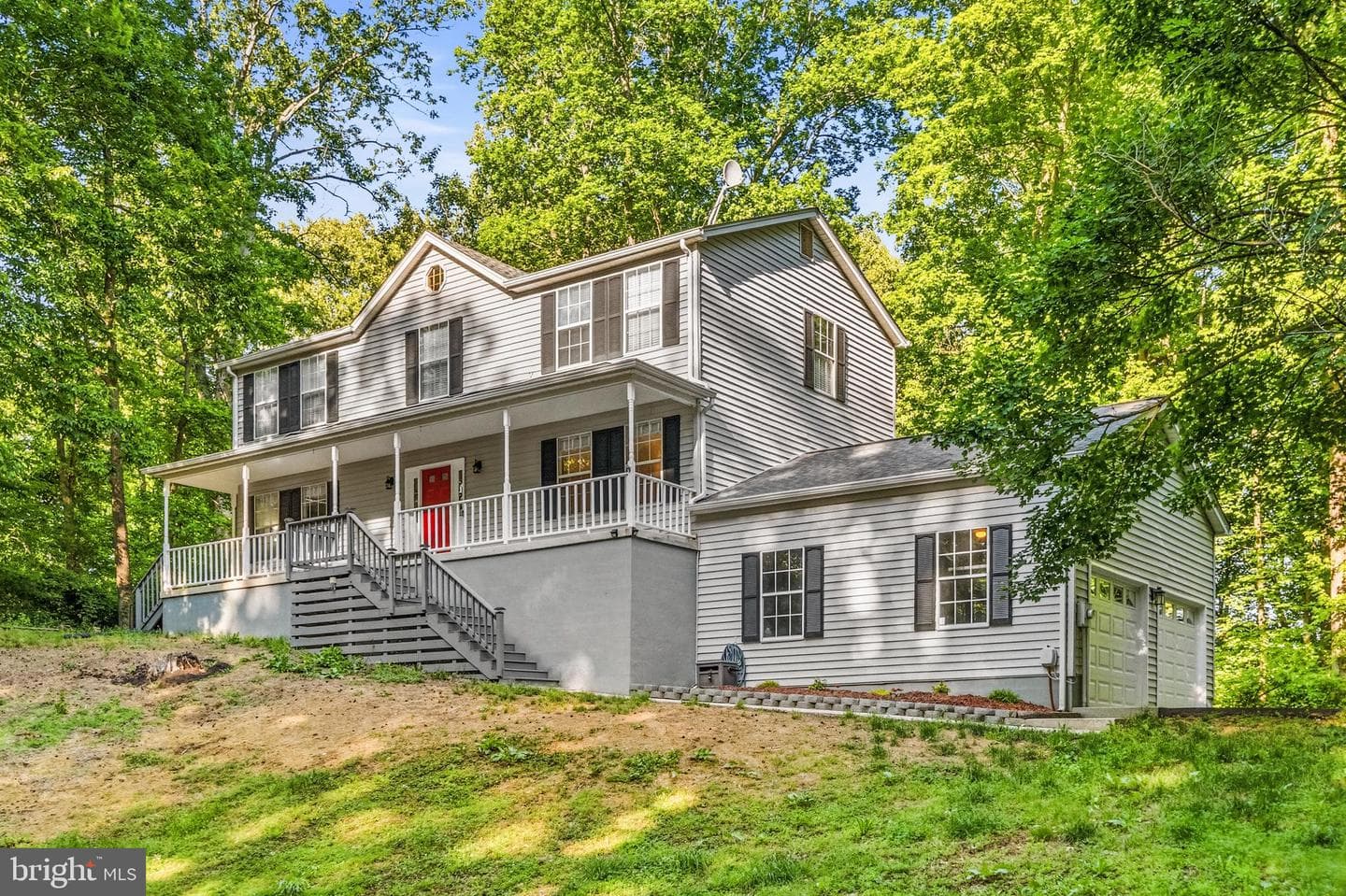 7090 Maxwell Drive photo 4