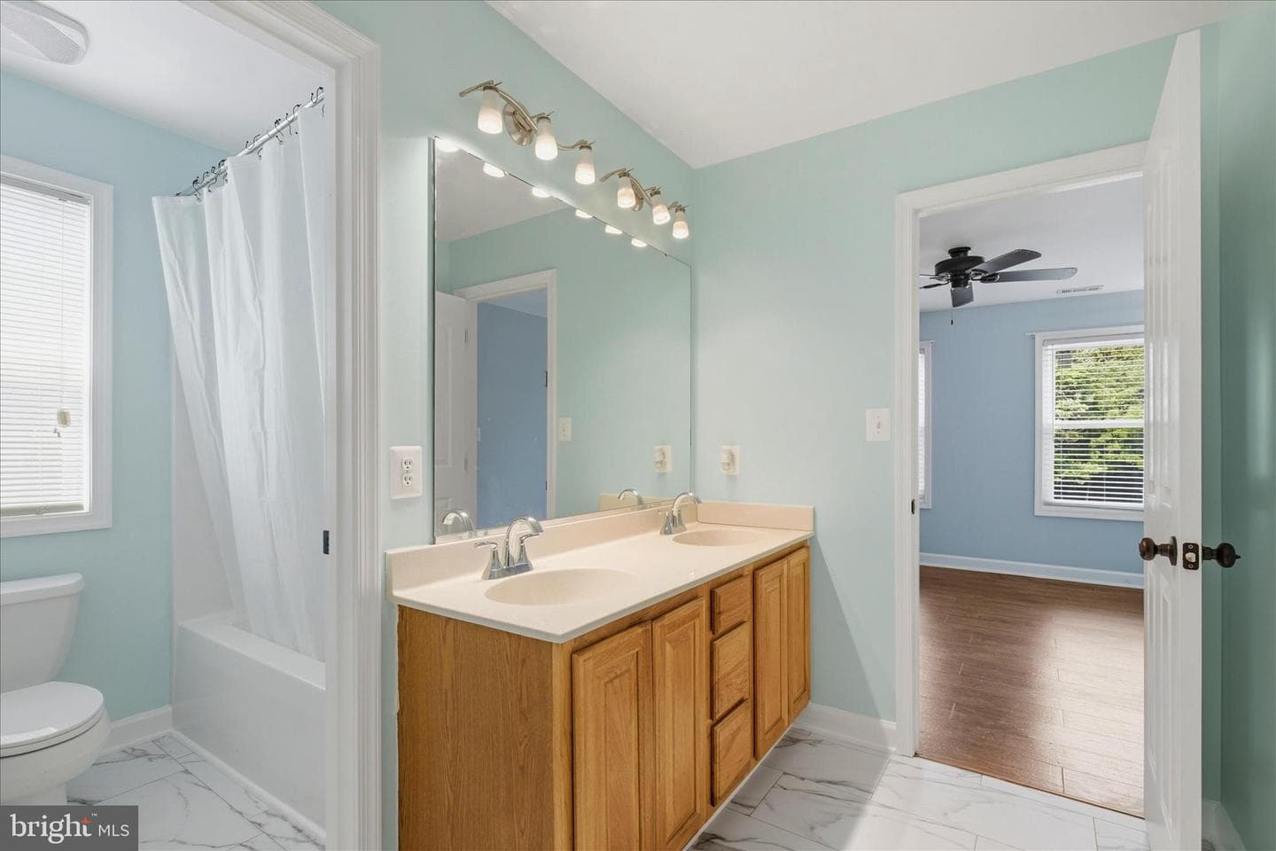 8070 Amberleigh Place photo 61