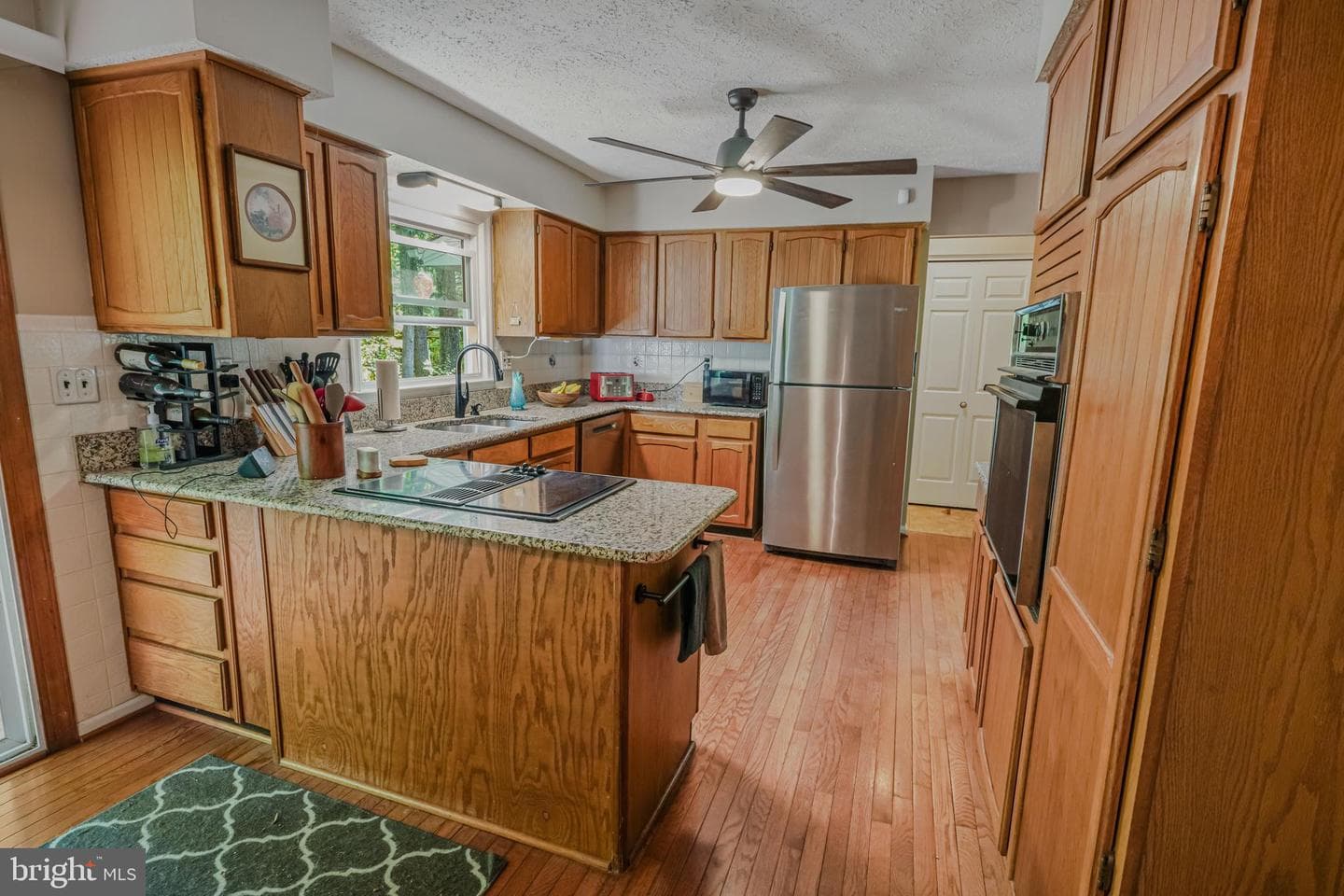 4255 Shelton Dr photo 22