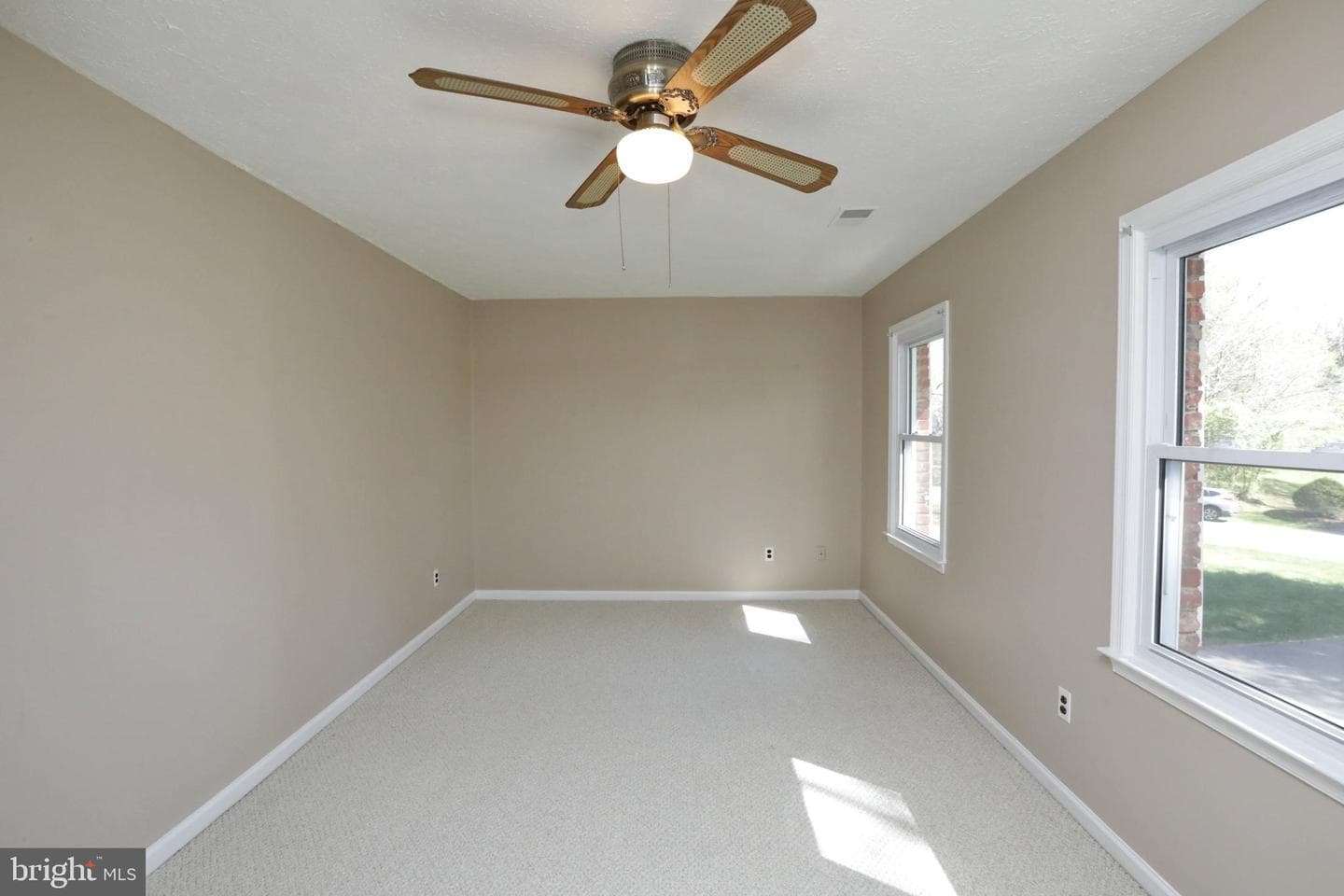 4255 Shelton Dr photo 54