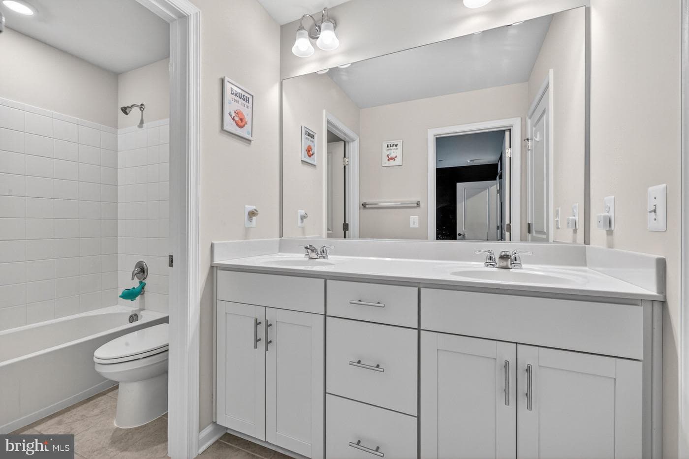 10021 Selkie Lane photo 32