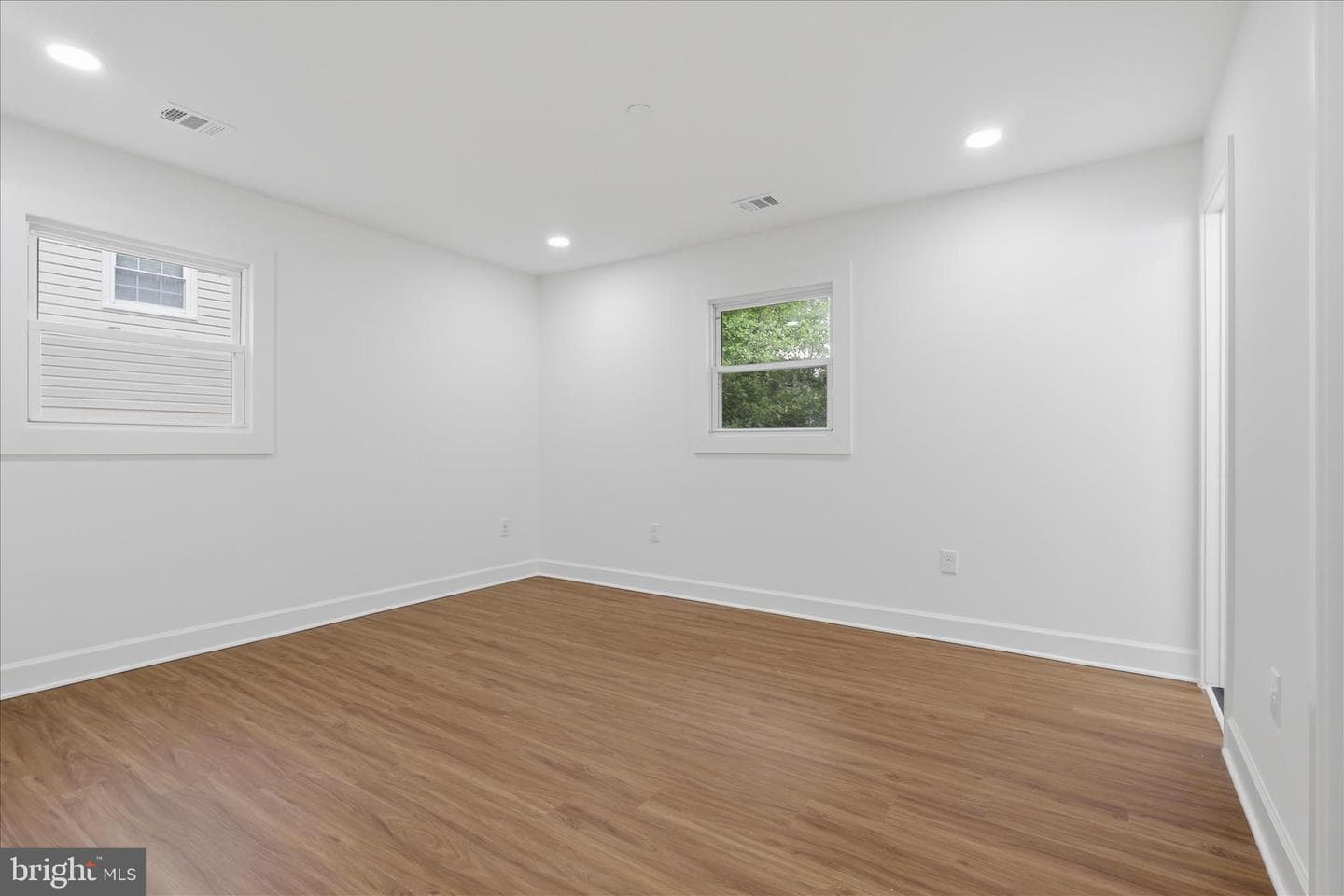 10501 Beechwood Drive photo 32