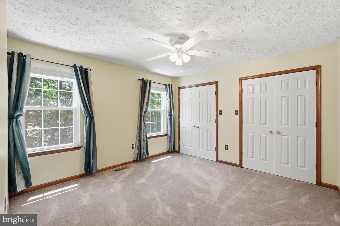 14205 Meadow Creek Lane photo 32