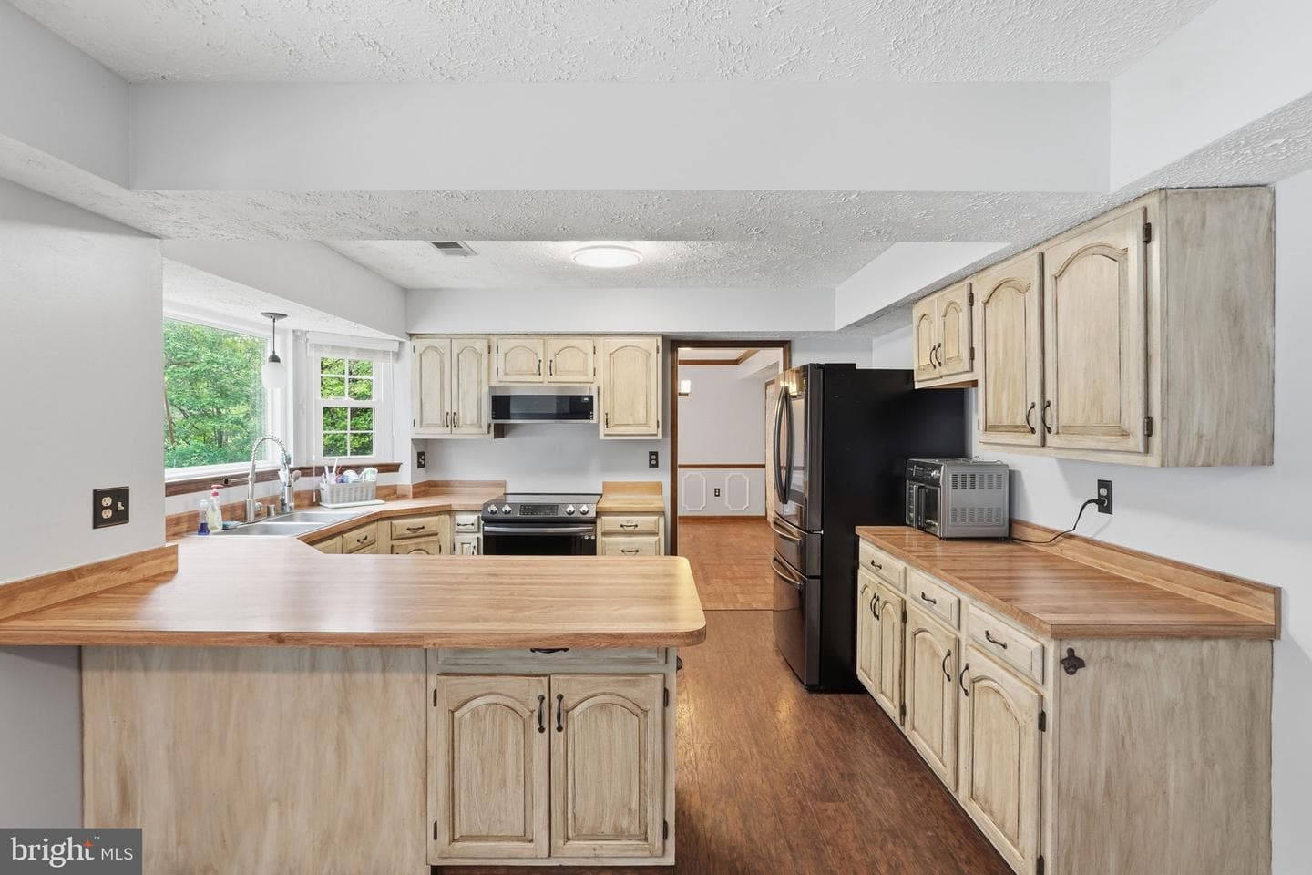 14205 Meadow Creek Lane photo 7