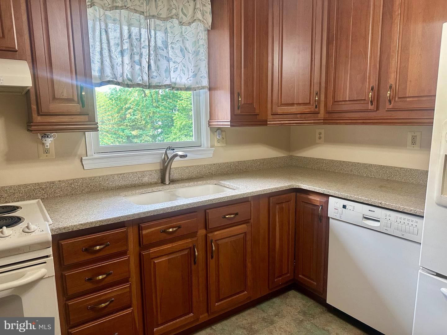10955 Lawrence Drive photo 13
