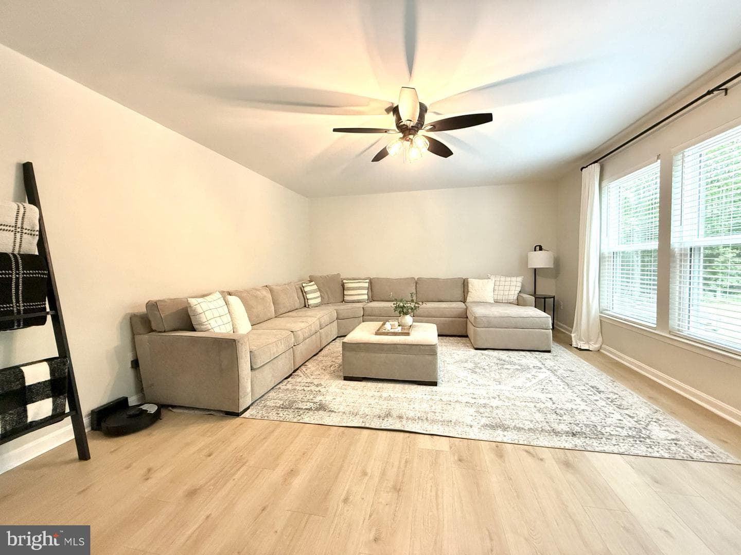 4652 Deep Spring Place photo 6