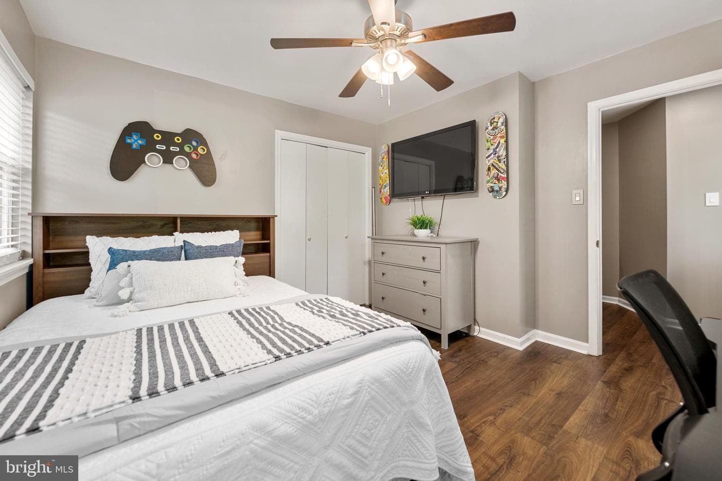 8520 Abell Way photo 23