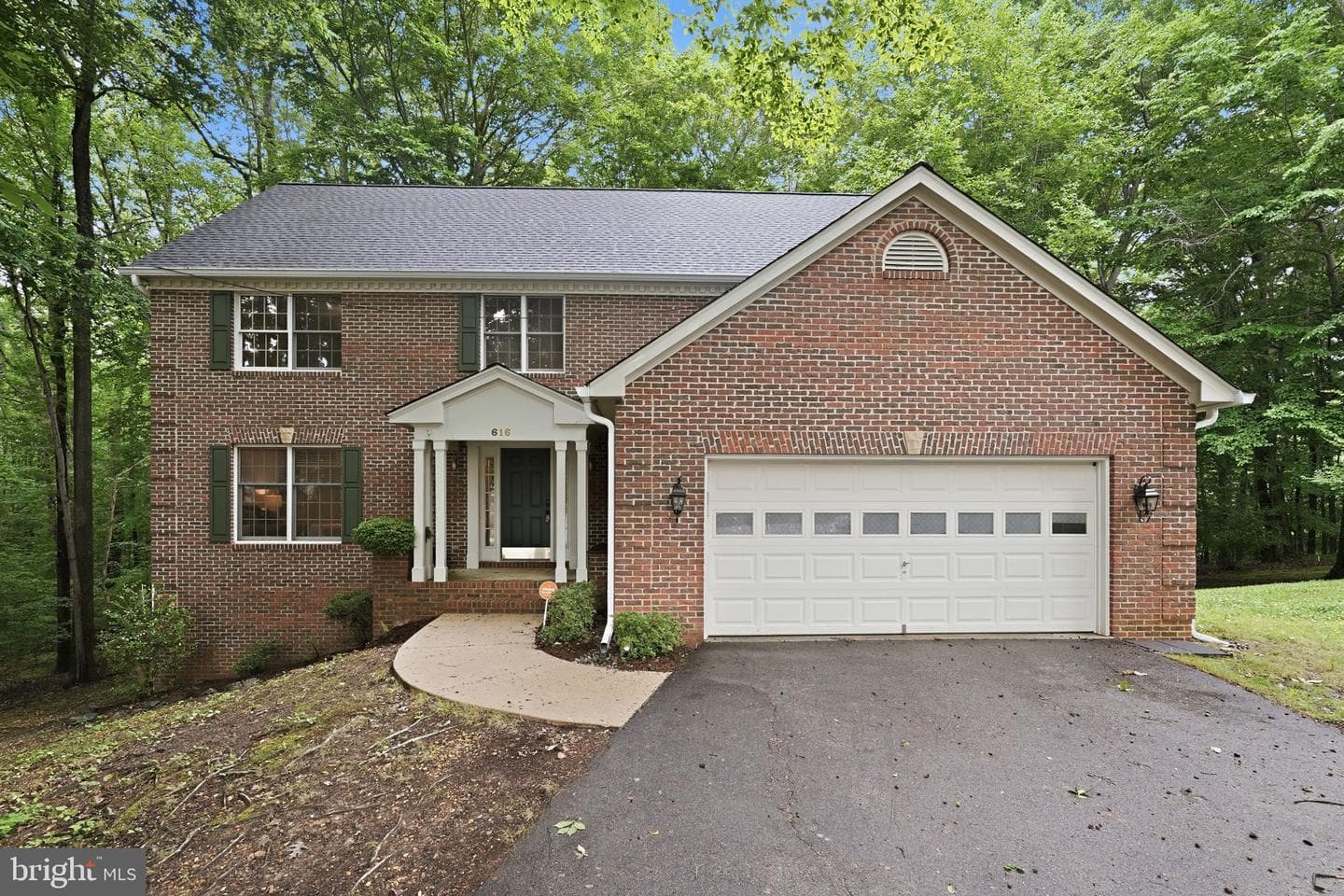616 Hickory Circle photo 1