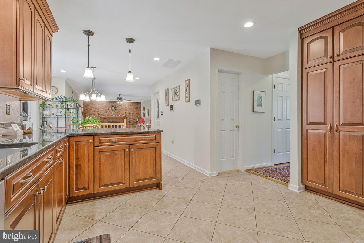 8809 Cottongrass Street photo 16