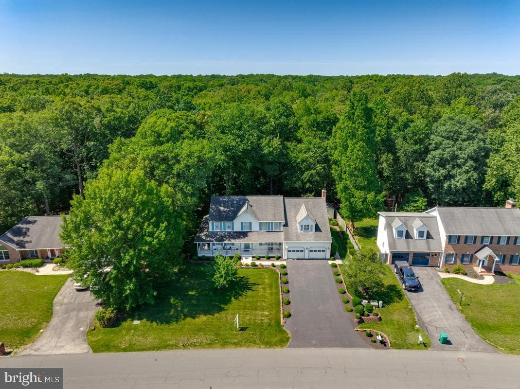 8809 Cottongrass Street photo 2