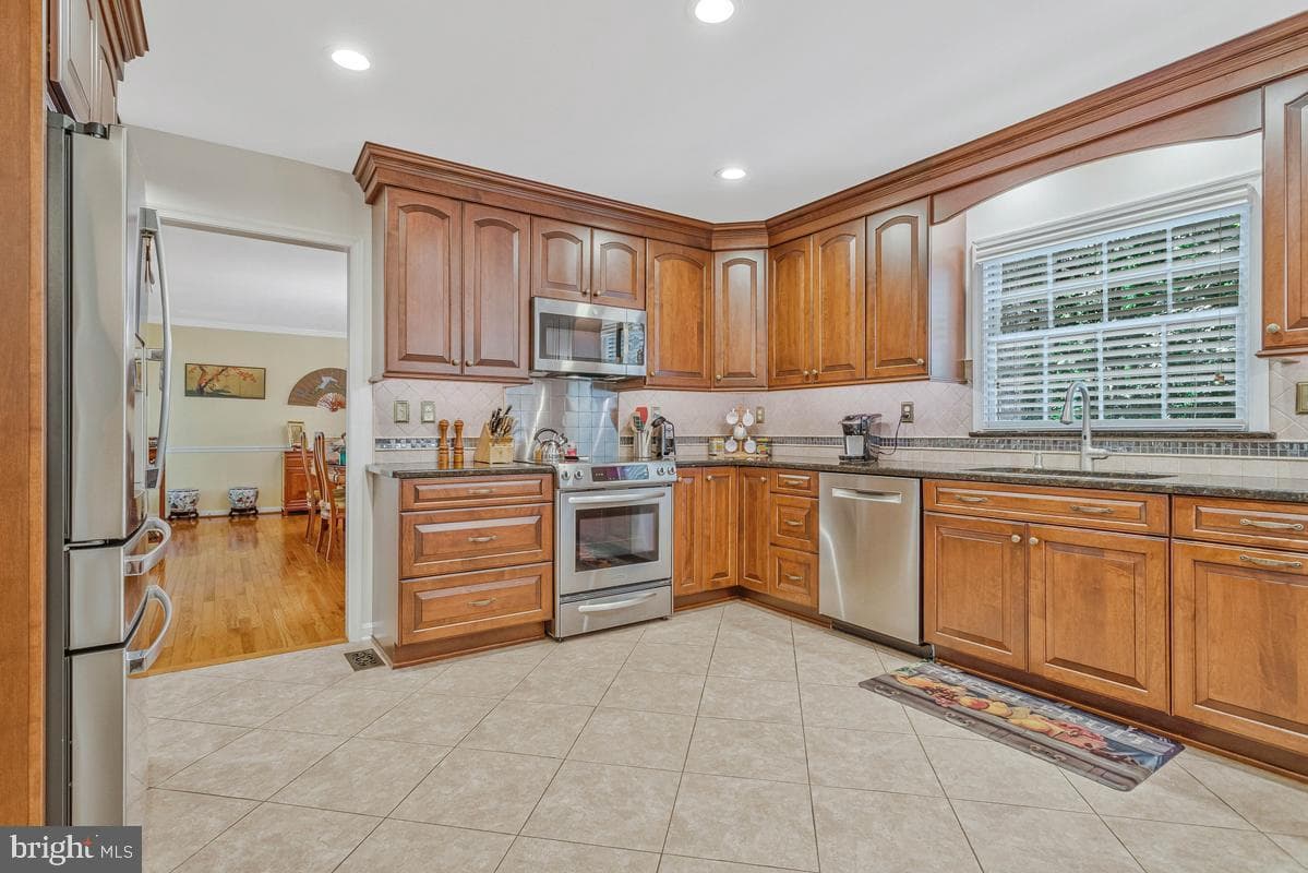 8809 Cottongrass Street photo 22