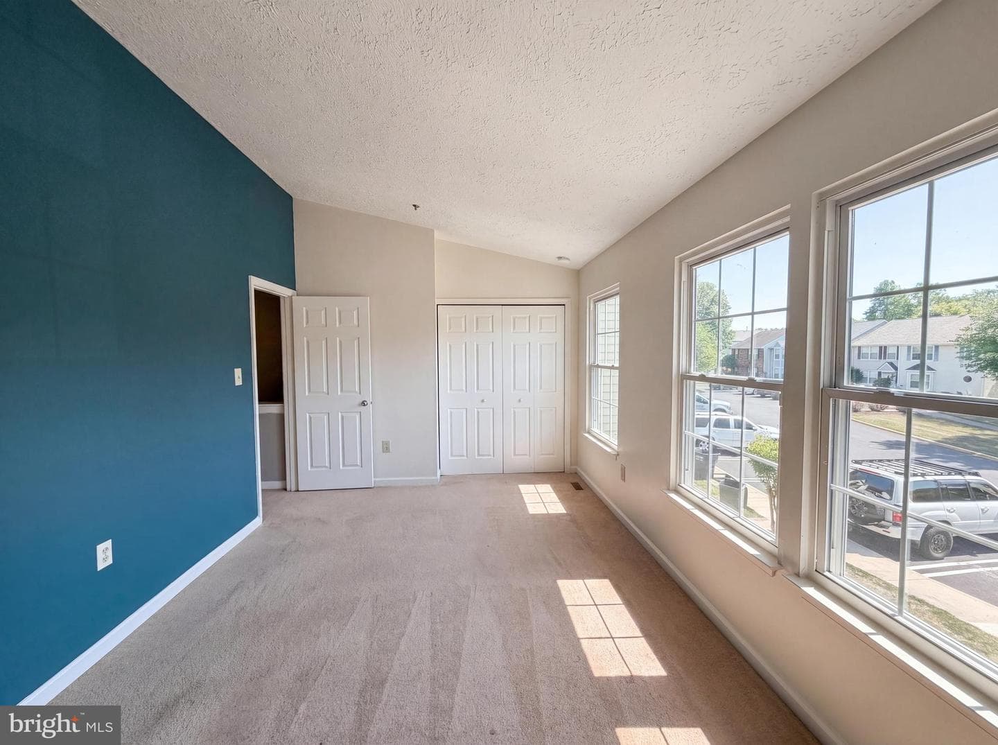 5812 Springfish Place photo 7