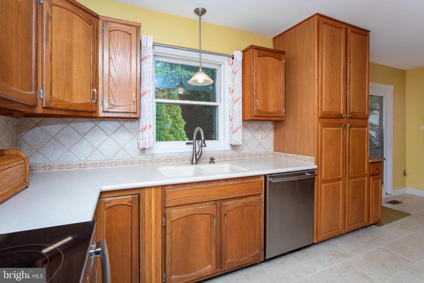 6875 Kangaroo Drive photo 14