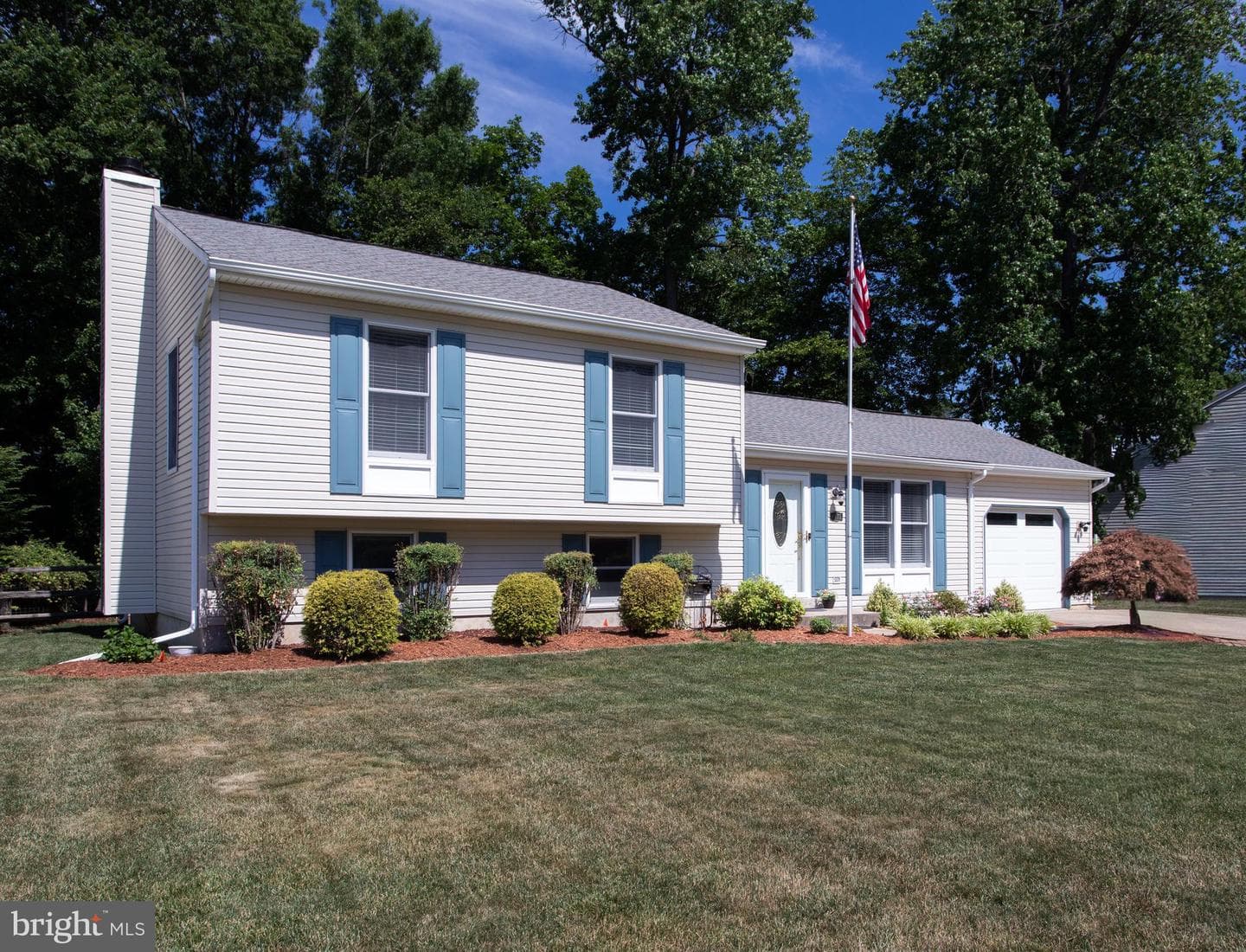 6875 Kangaroo Drive photo 3