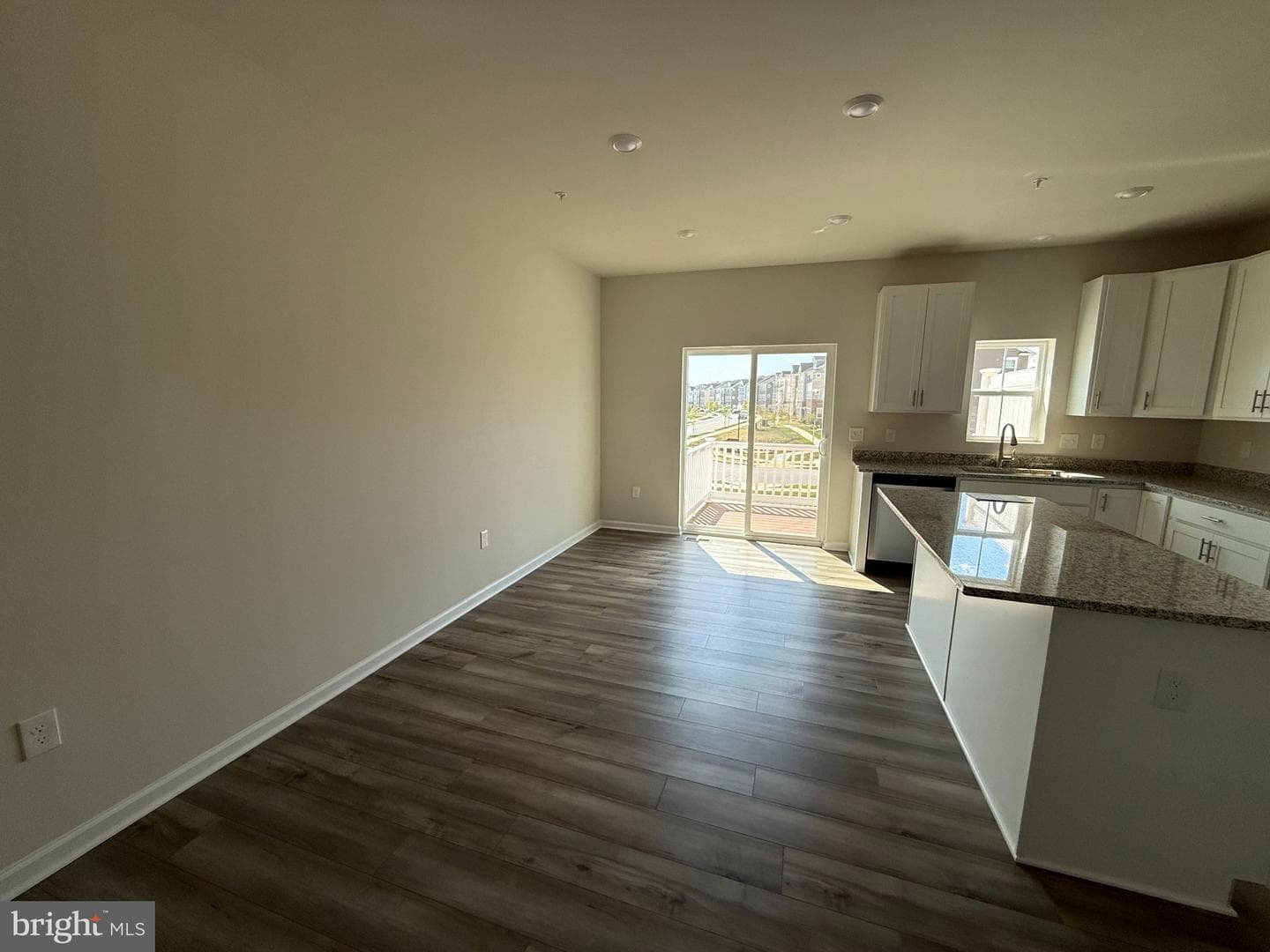 5567 Marksburg Place photo 8