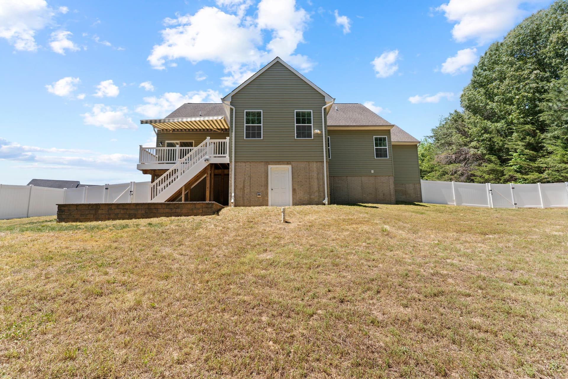 15820 Chalice Vine Court photo 27