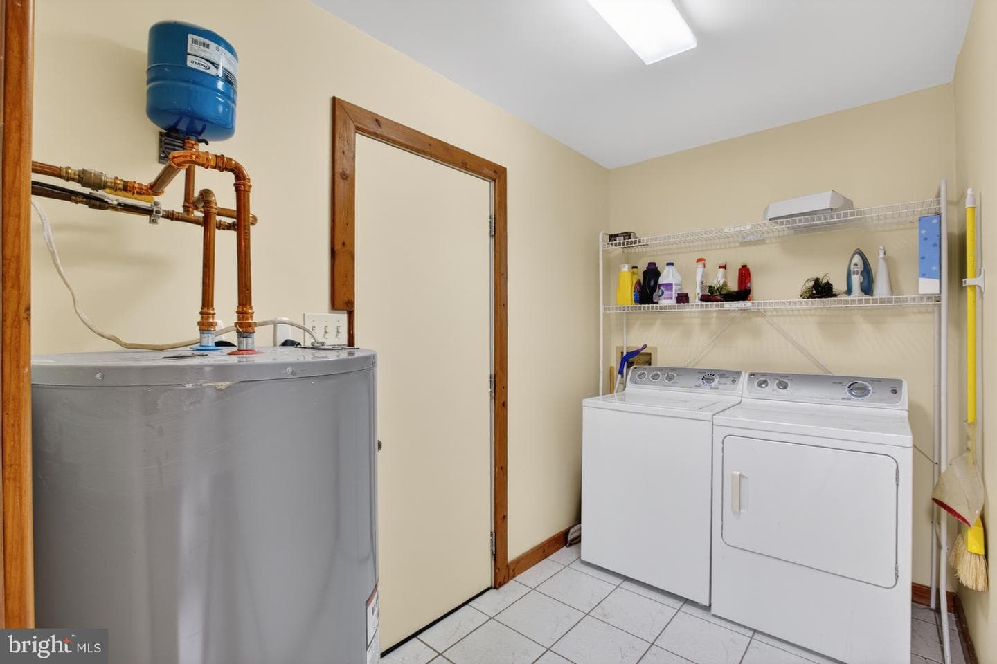 14575 Honeysuckle Way photo 32