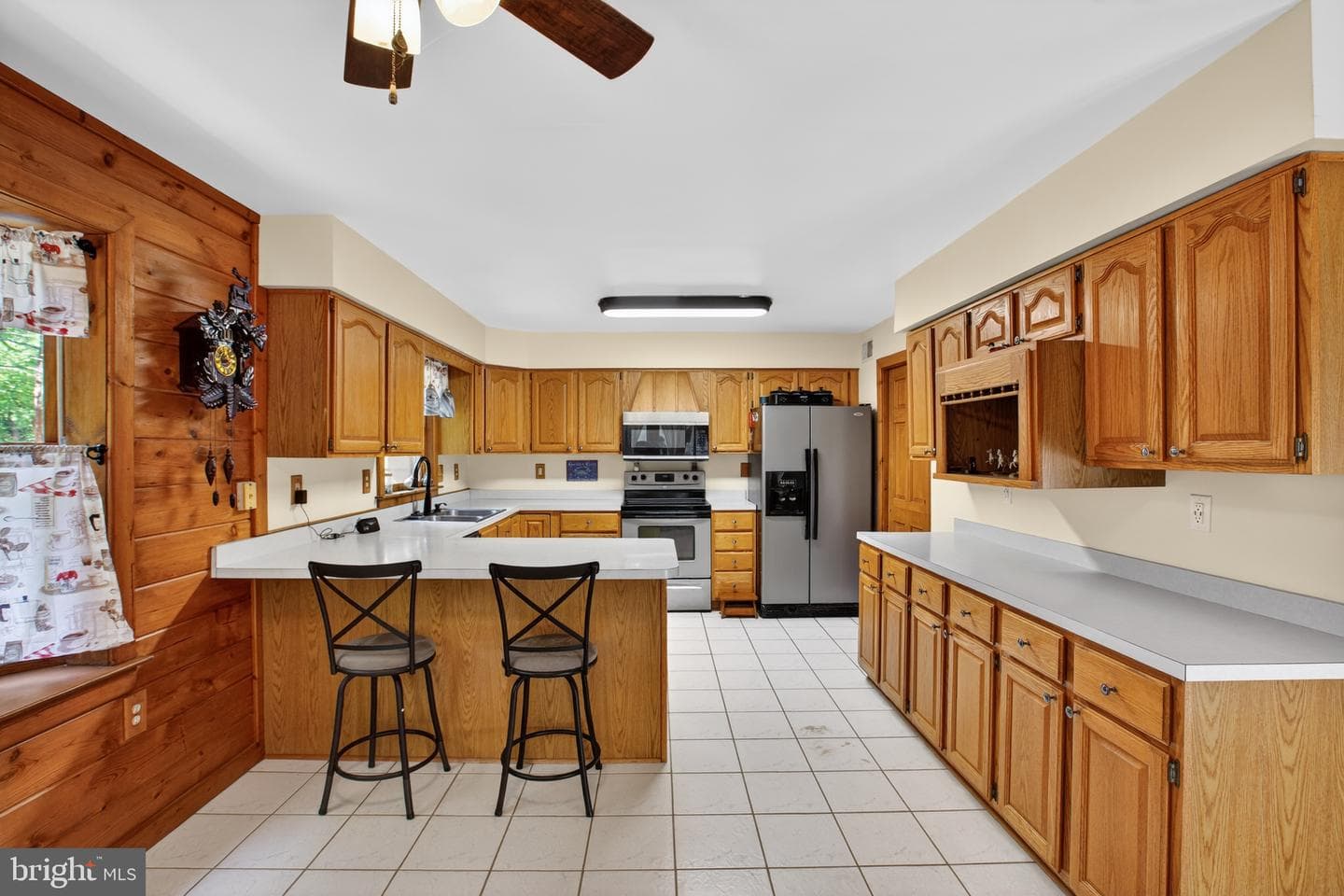 14575 Honeysuckle Way photo 4