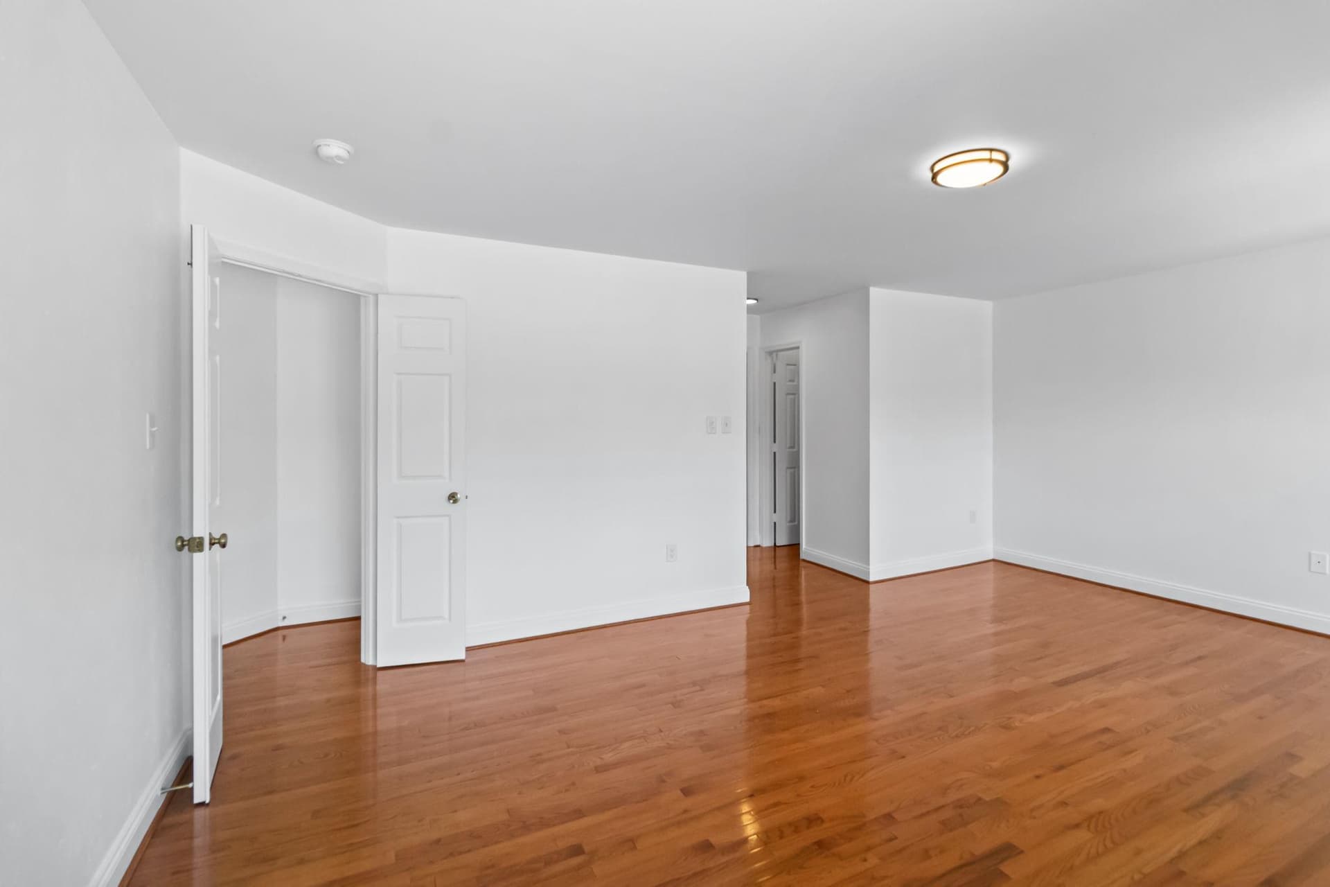 7753 Picadilly Court photo 14