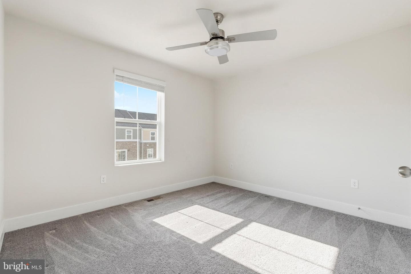 4149 Skipton Place photo 22
