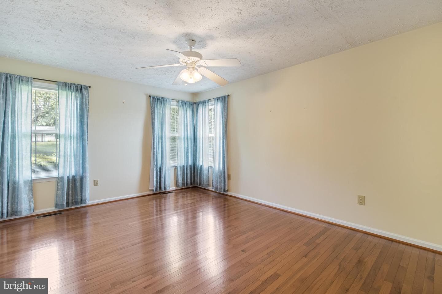 7790 Traeleigh Lane photo 17